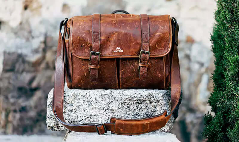 What is a Messenger Bag?  Pros, Cons and History of This Iconic Bag
