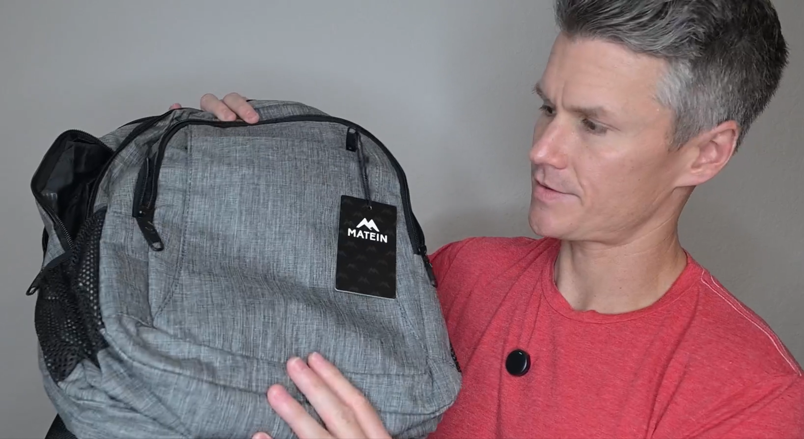 Load video: MATEIN backpack